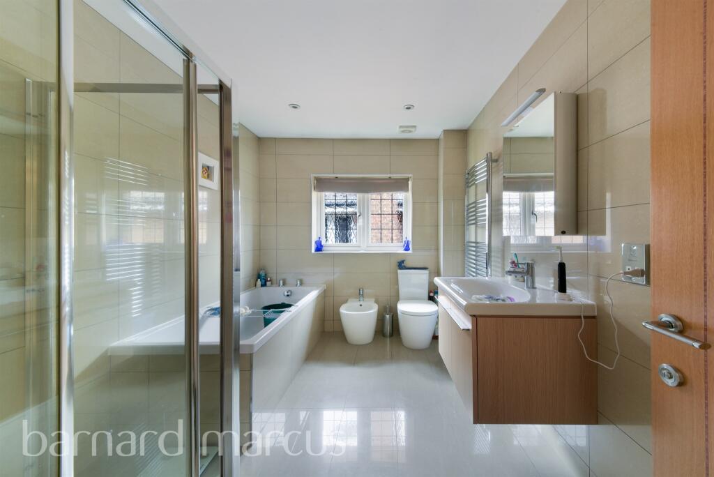 Additional image 13 of Wickham Road, Croydon