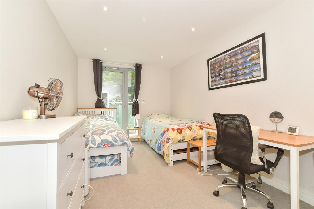 Additional image 6 of Croydon Road, Caterham, Surrey