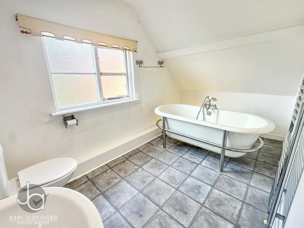 Additional image 17 of East Hill, Colchester