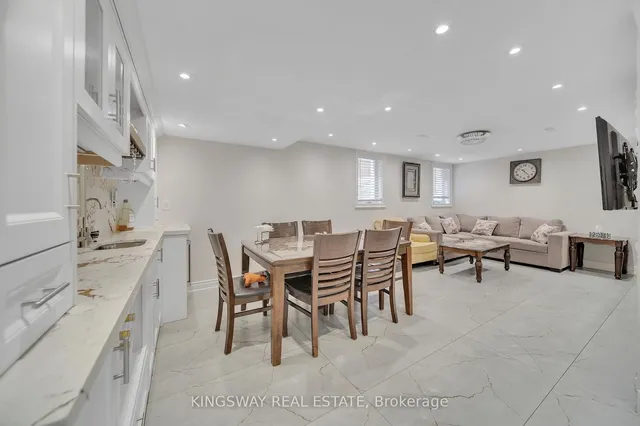 Additional image 20 of 58 Leeward Dr