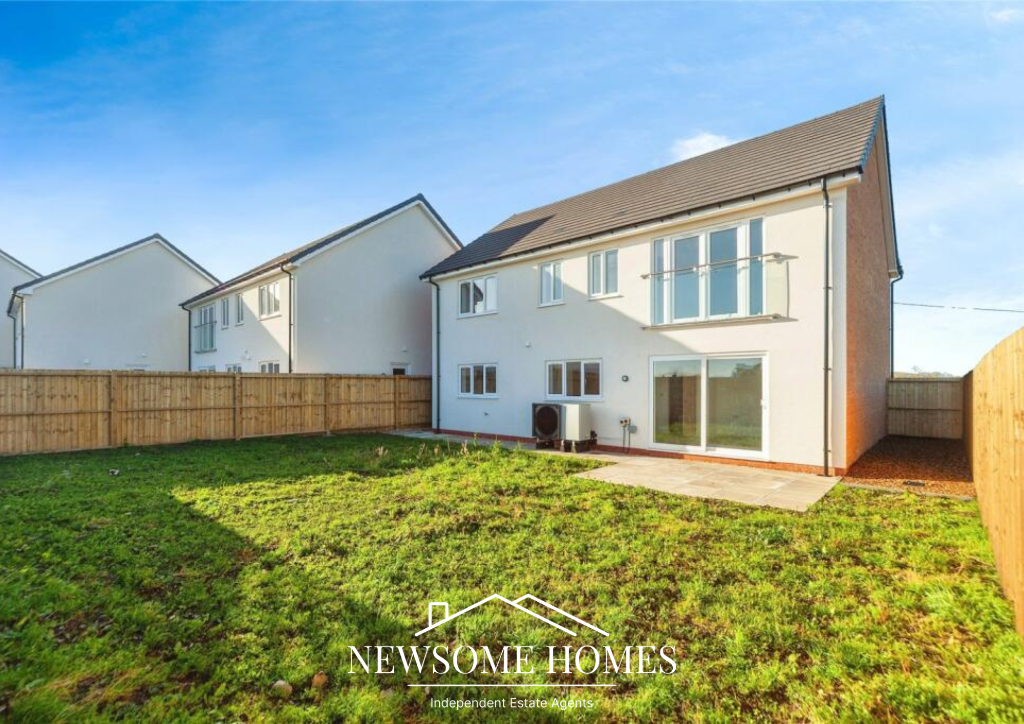 Additional image 32 of Pen Y Cefn Road, Caerwys, Flintshire