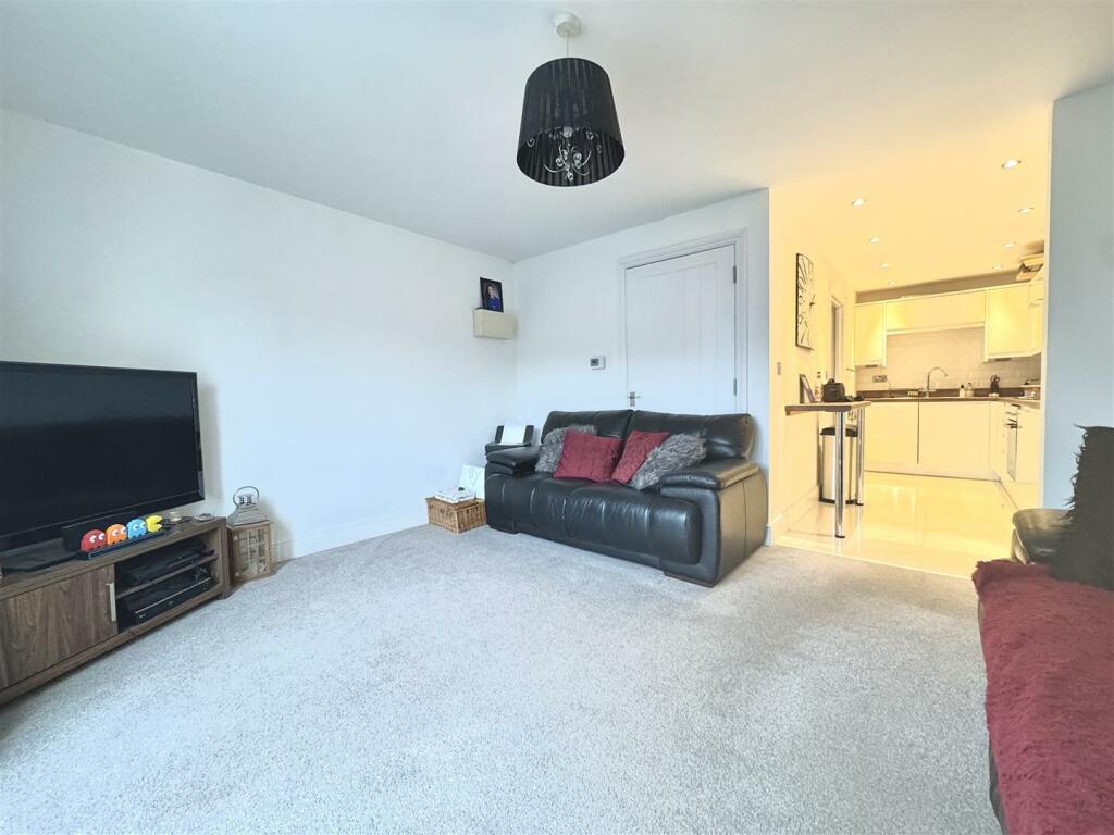 Additional image 5 of Coronation Road, Burnham-on-Crouch