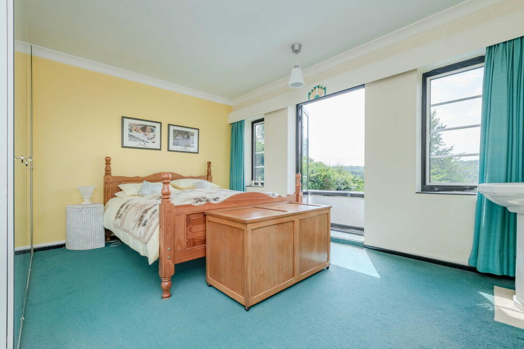 Additional image 27 of Harestone Hill, Caterham, CR3