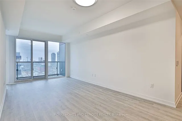 Additional image 7 of 158 Front St Unit 1611