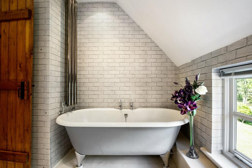 Additional image 29 of Gladfen Hall Road, Greenstead Green, Halstead, CO9