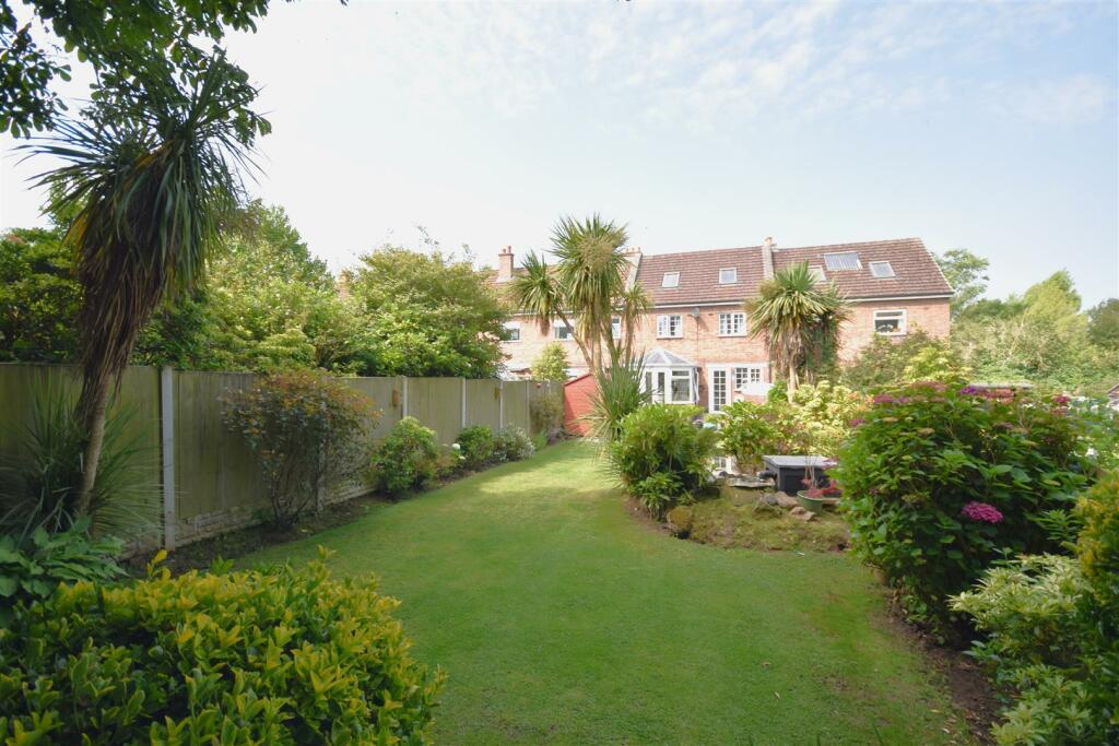 Additional image 27 of Mill Green, Willaston, Neston