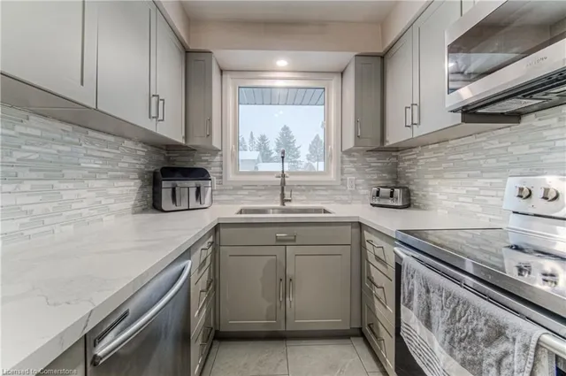 Additional image 17 of 46 Bradley Dr