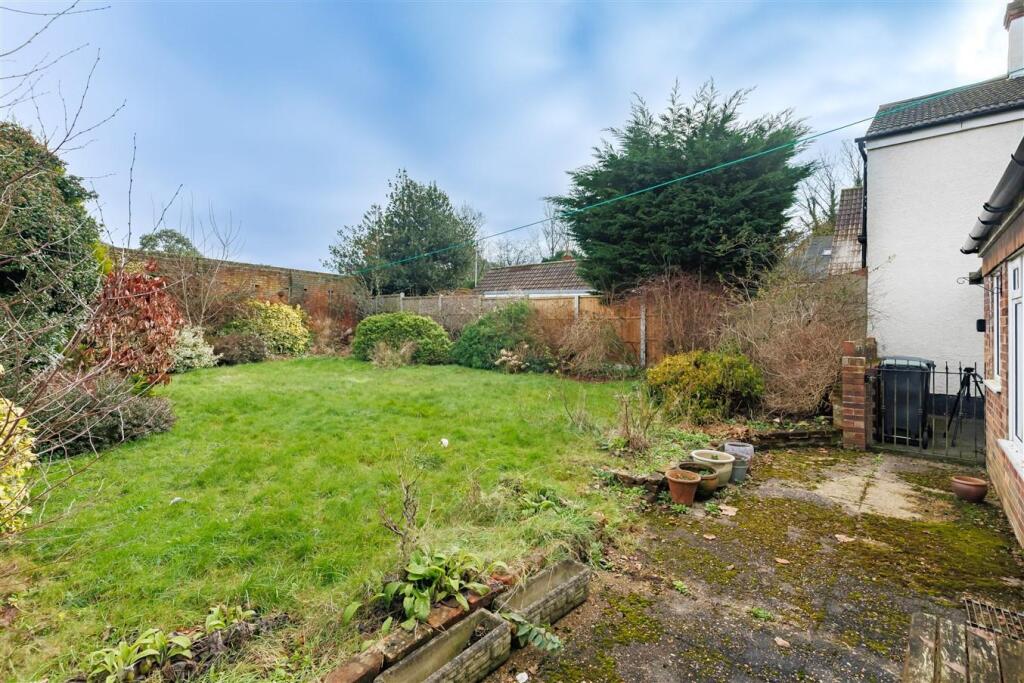 Additional image 14 of St. Johns Road, Epping