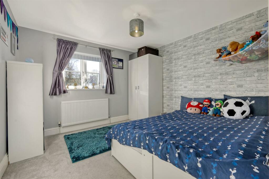 Additional image 20 of Harlow Road, Roydon