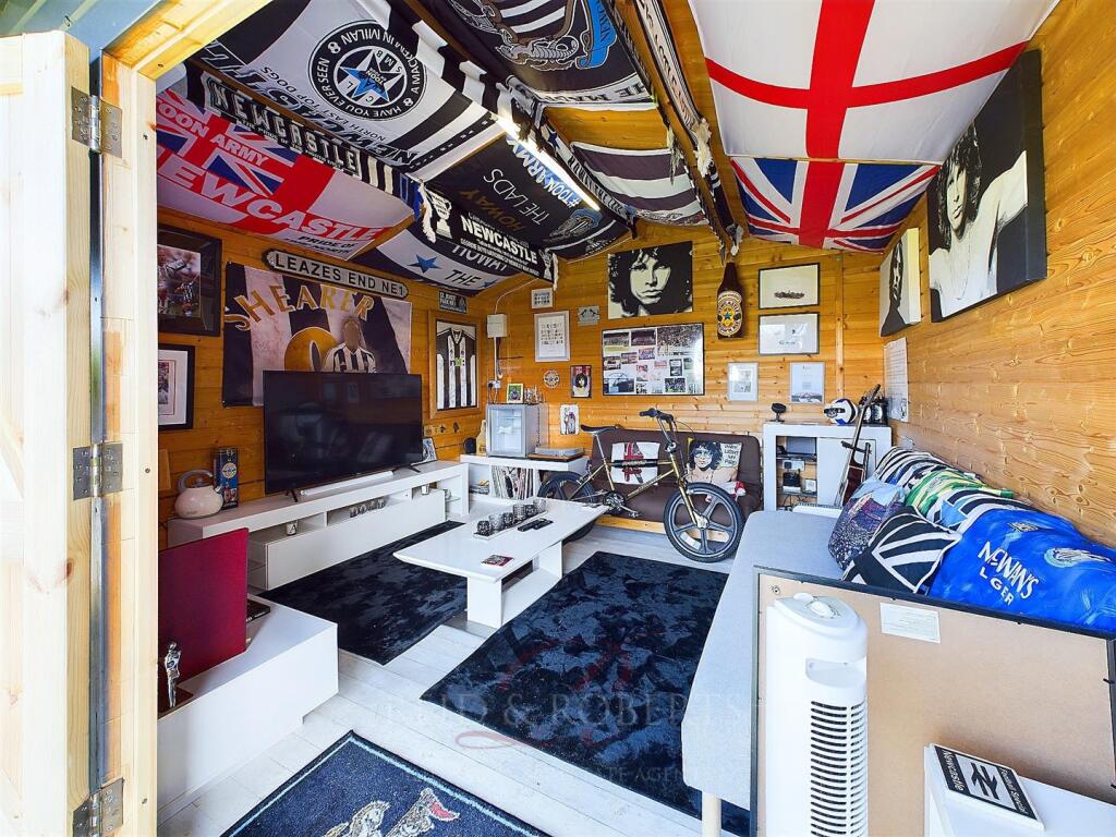 Additional image 29 of Tai Tudors, Pantymwyn, Mold