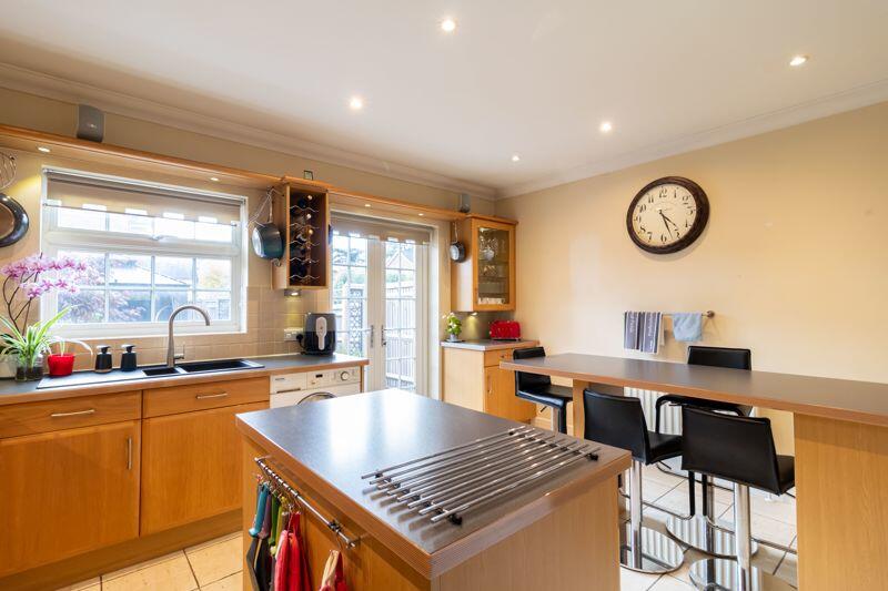 Additional image 7 of Tower Place, Warlingham