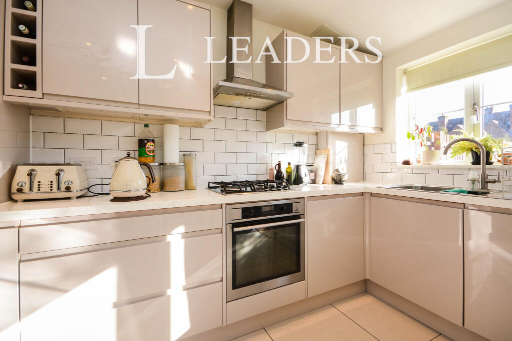 Additional image 5 of School Lane