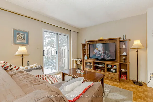 Additional image 8 of 4 Collins Cres