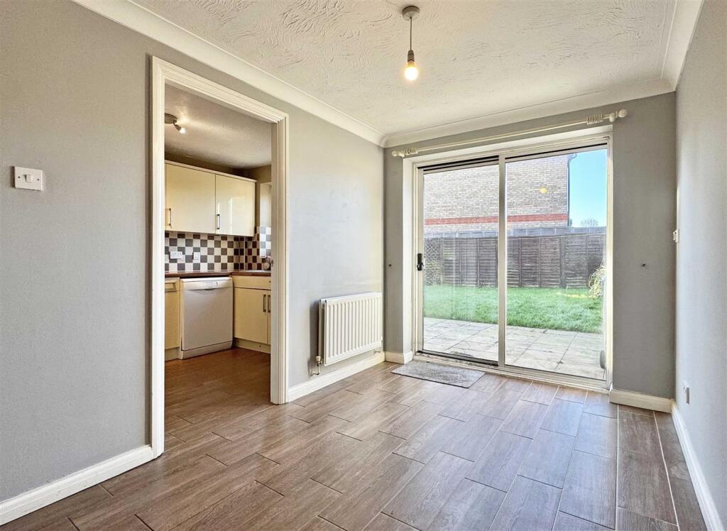 Additional image 4 of Sun Lido Square Gardens, Braintree