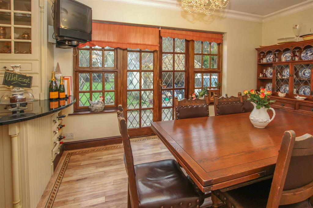 Additional image 11 of Nags Head Lane, Brentwood