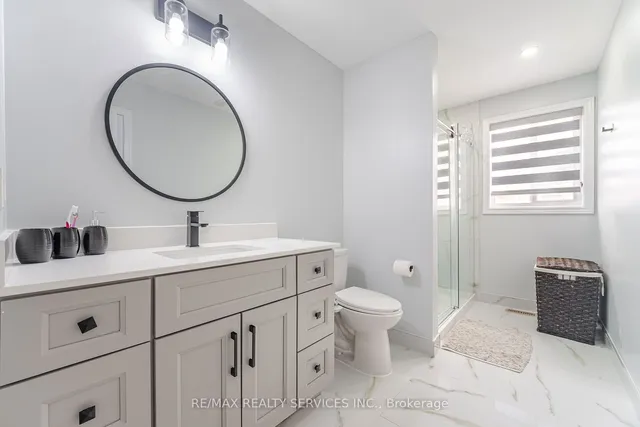 Additional image 29 of 4 Runnymede Cres