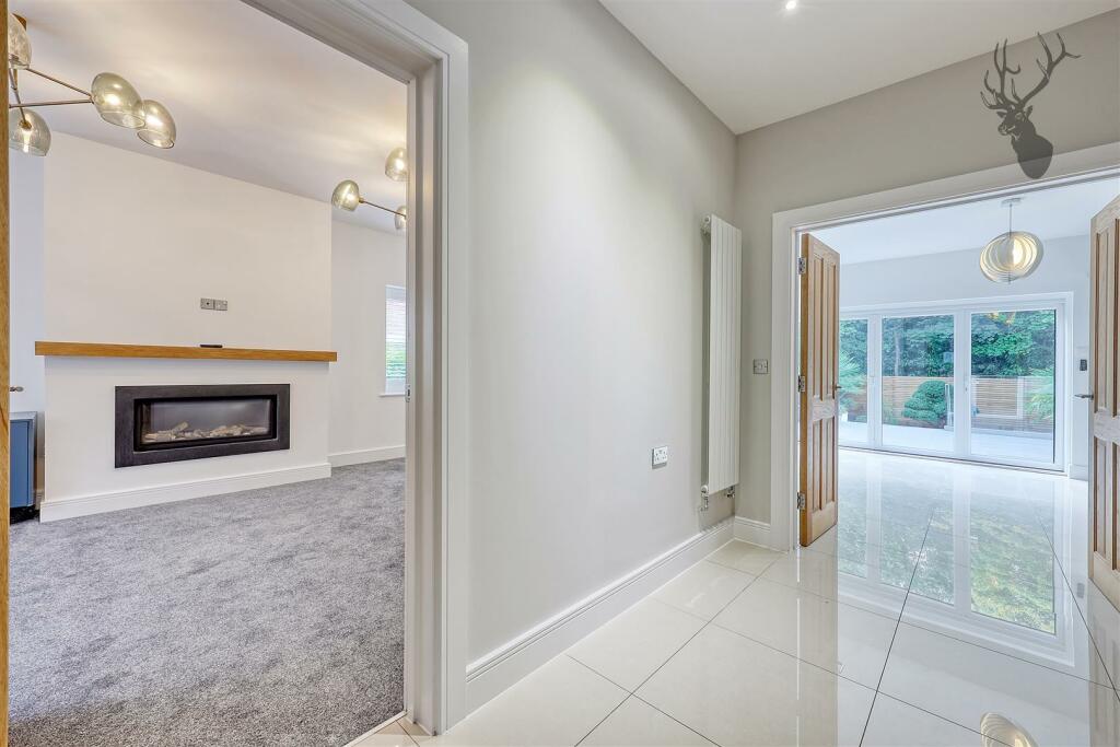 Additional image 7 of Woodside Place, Great Warley, Brentwood