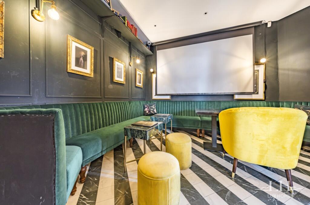 Additional image 9 of Library Bar, High Street, Ingatestone