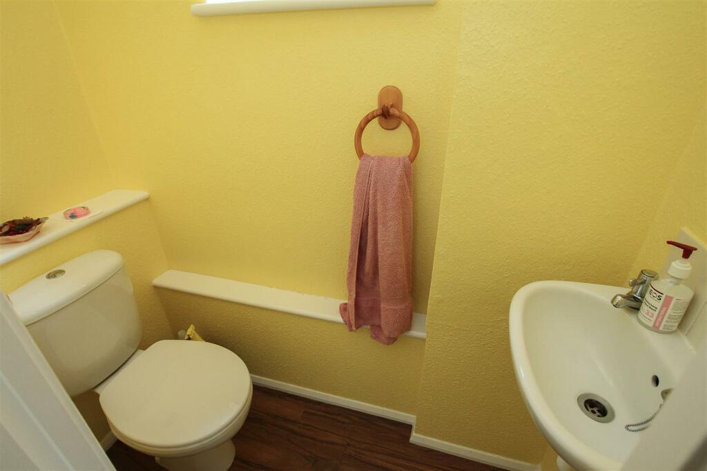 Additional image 6 of Kiln Field, Hook End, Brentwood