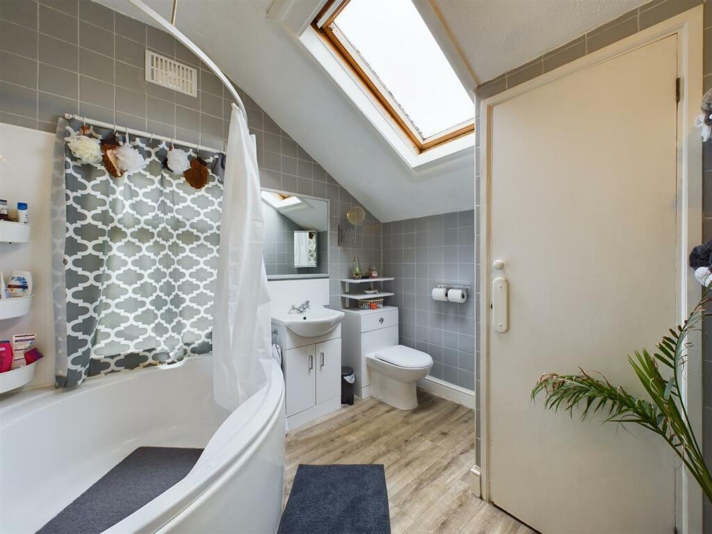 Additional image 8 of Stoats Nest Road, Coulsdon