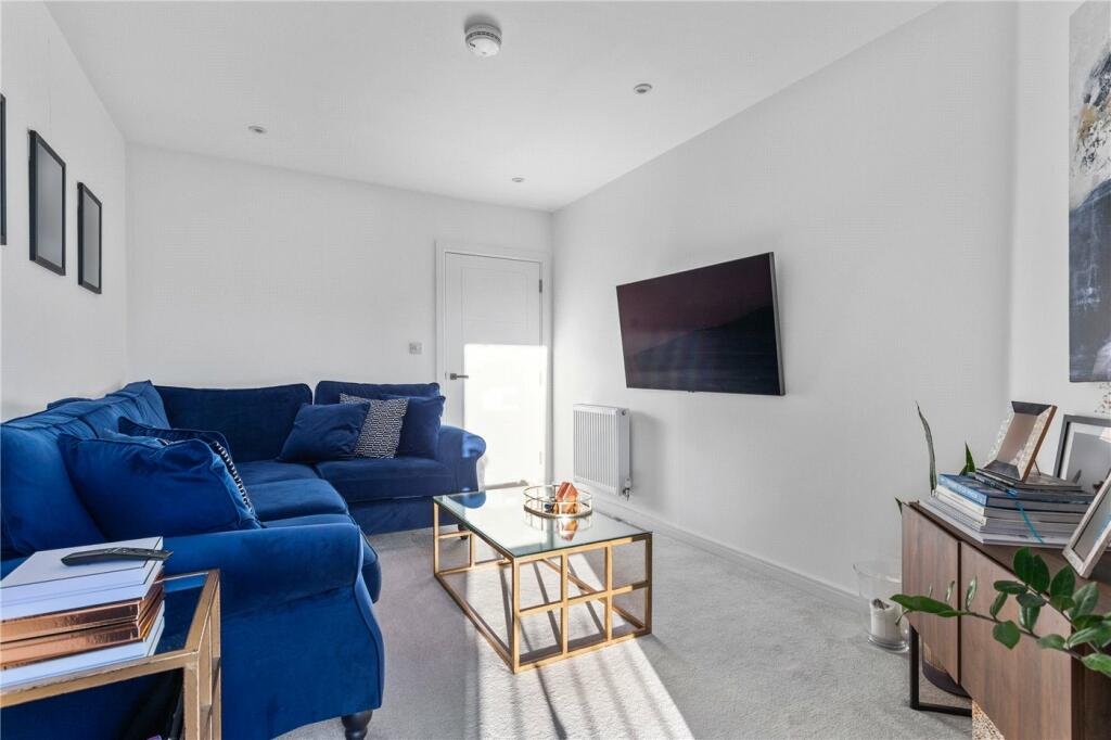 Additional image 12 of Ridge Road, Tooting, CR4