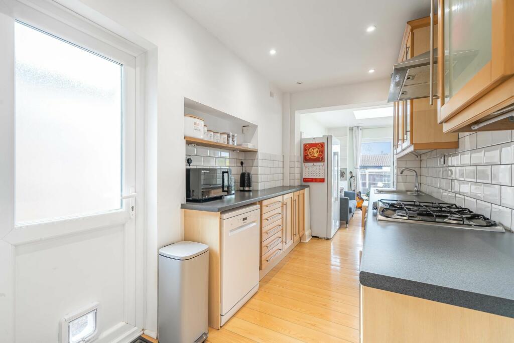 Additional image 5 of Waddington Avenue, Coulsdon, CR5