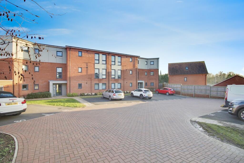 Additional image 16 of Blackthorn Drive, Harlow