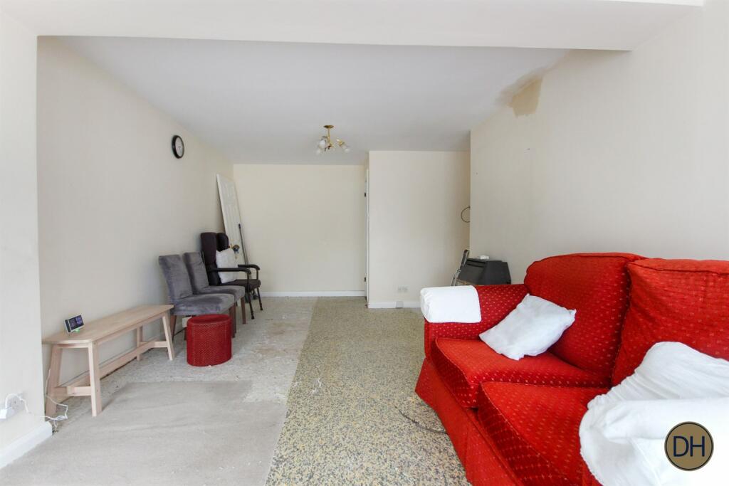 Additional image 4 of Princes Close, North Weald, Essex CM16