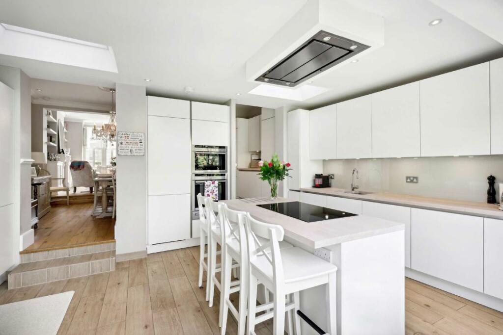 Additional image 4 of Heaton Road, Tooting