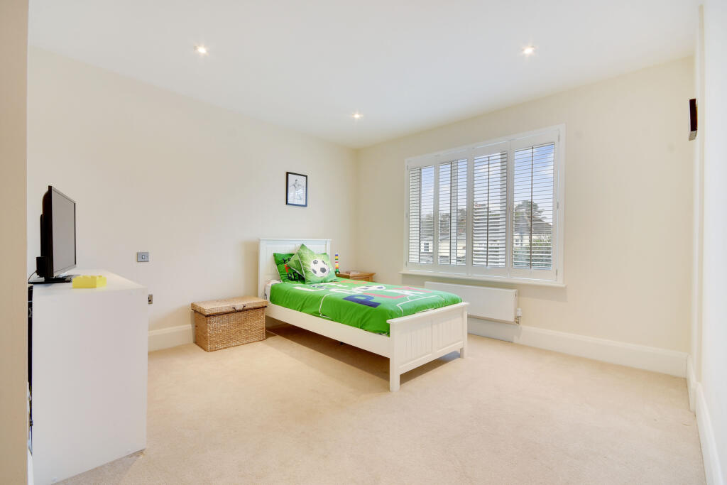 Additional image 22 of Back Road, Writtle