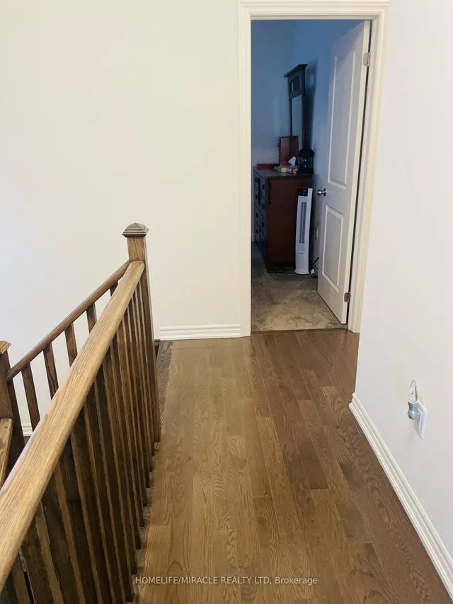 Additional image 16 of 11 Truffle Crt