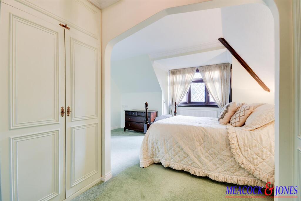 Additional image 24 of Challacombe Close, Hutton Mount, Brentwood