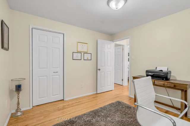 Additional image 26 of 63 Lockton Cres