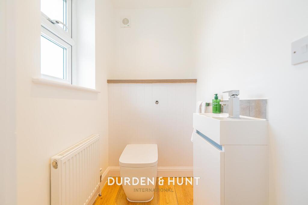 Additional image 7 of Cripsey Avenue, Ongar, CM5