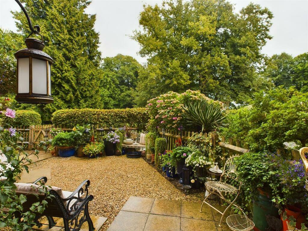 Additional image 16 of Beckett Road, Coulsdon