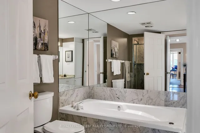 Additional image 17 of 1 Aberfoyle Cres Unit 402