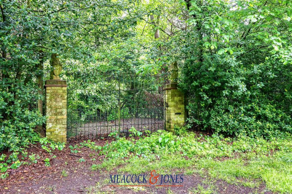 Additional image 38 of Mores Lane, Pilgrims Hatch, Brentwood