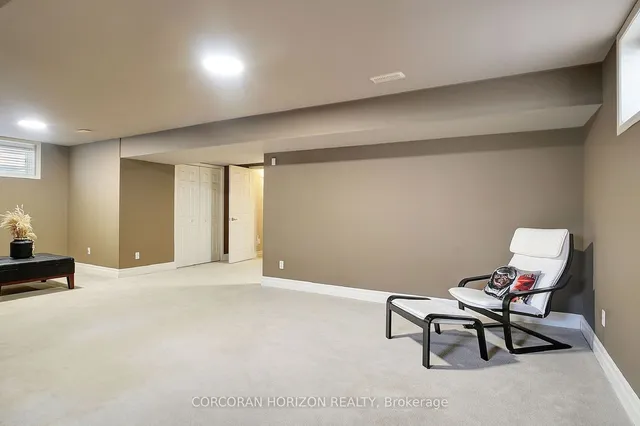 Additional image 28 of 66 Pebblecreek Dr