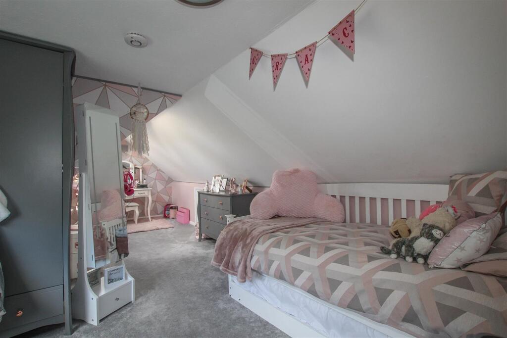 Additional image 9 of Clarence Road, Pilgrims Hatch, Brentwood