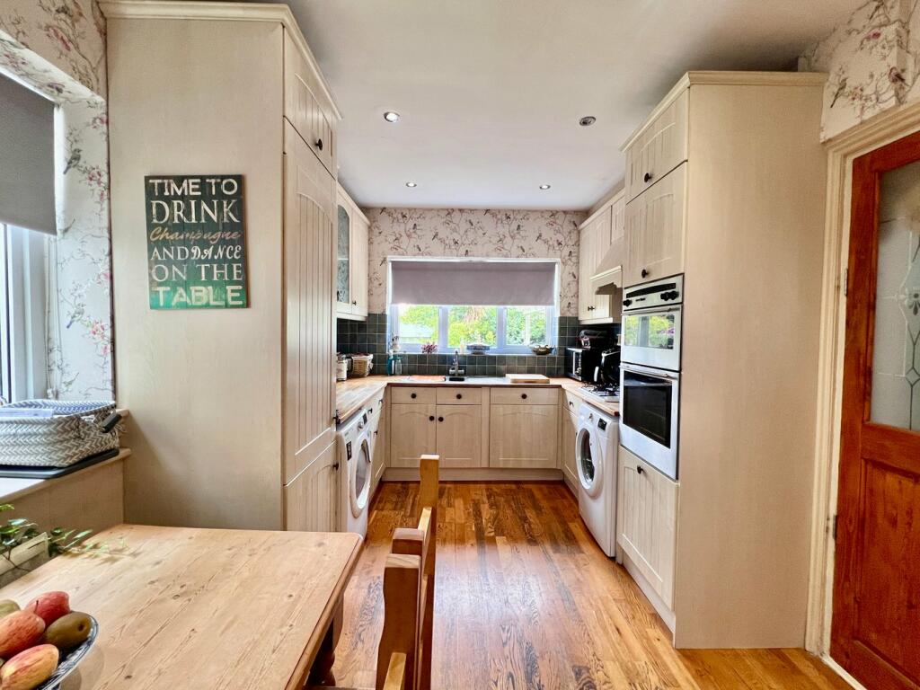 Additional image 7 of Woodberry Way, WALTON ON THE NAZE, CO14