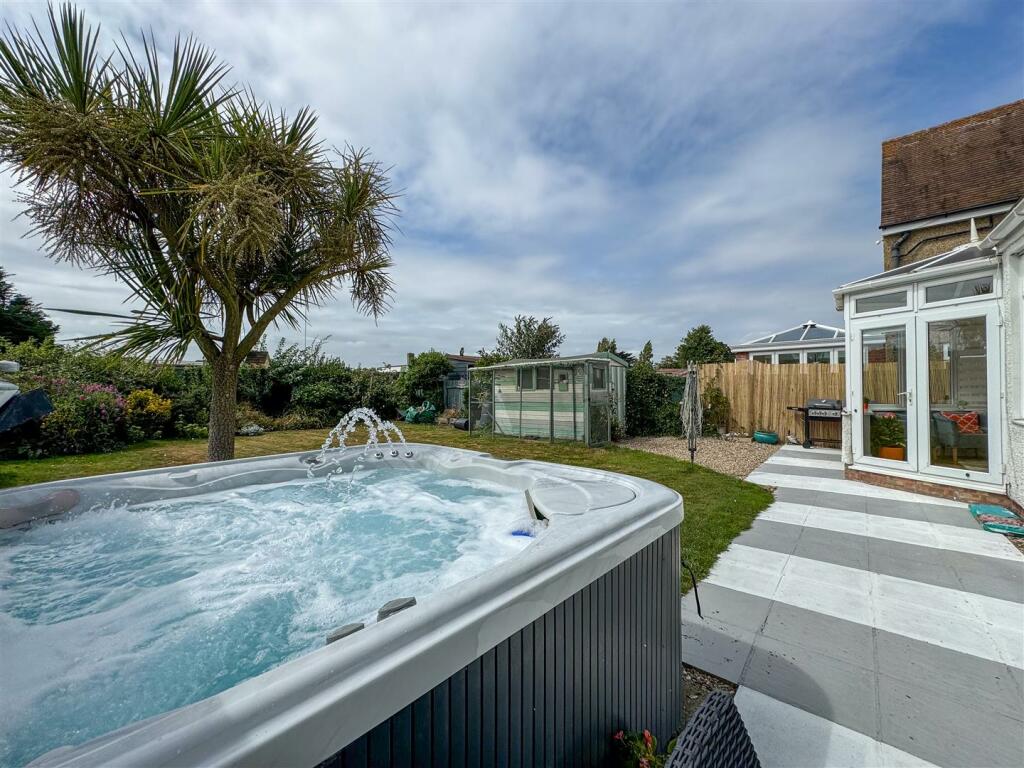 Additional image 32 of Boley Drive, Clacton-On-Sea