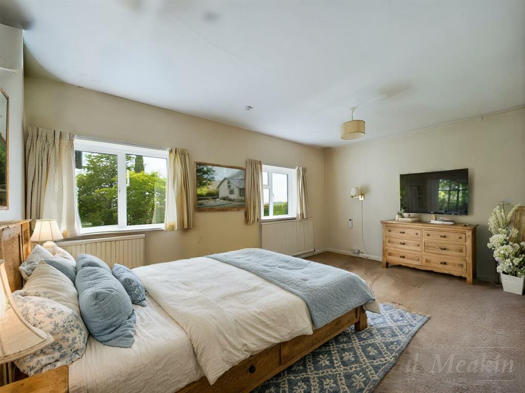 Additional image 8 of Hurst Way, South Croydon