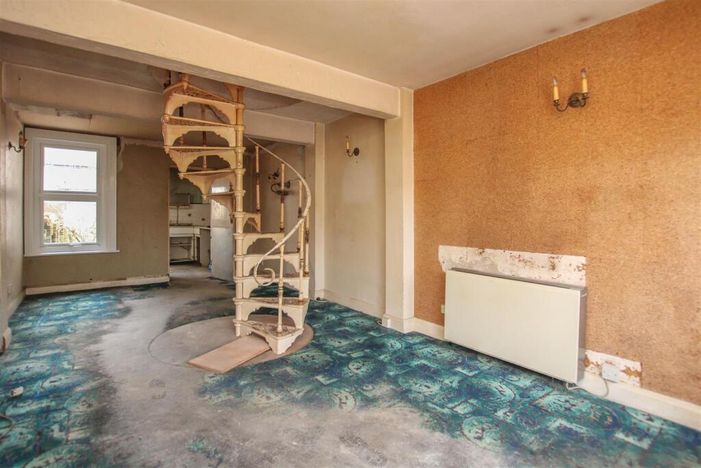 Additional image 5 of Nita Road, Warley, Brentwood