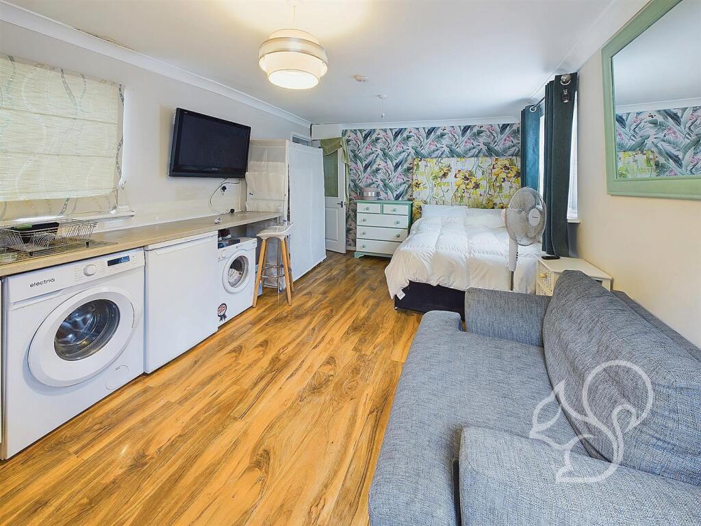 Additional image 29 of Melrose Road, West Mersea