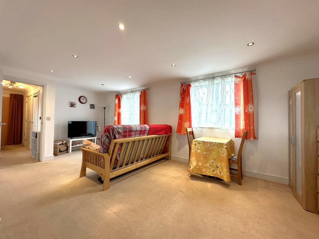 Additional image 10 of Tufnell Way, North Station