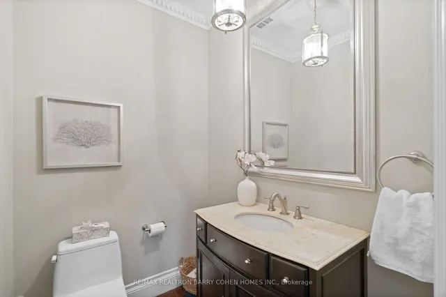 Additional image 18 of 106 Highland Cres
