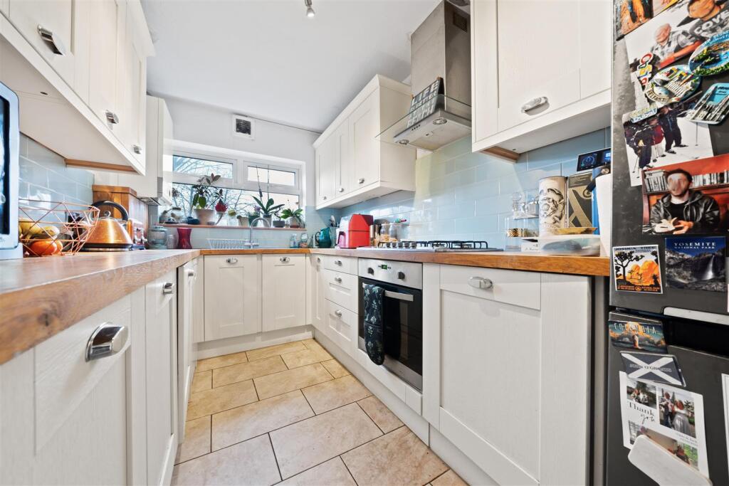 Additional image 5 of Gloucester Road, Croydon