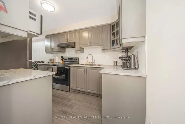 Additional image 10 of 27 Vodden Crt