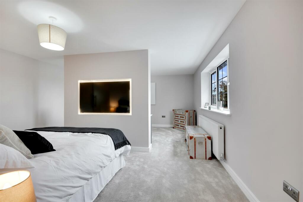 Additional image 21 of Mangapp Chase, Burnham-On-Crouch