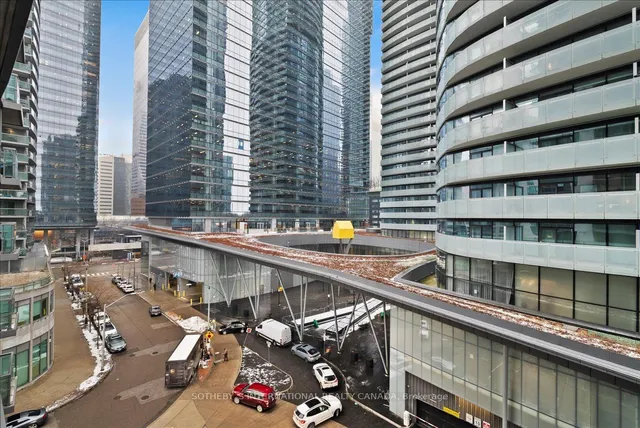 Additional image 23 of 19 Grand Trunk Cres Unit 707